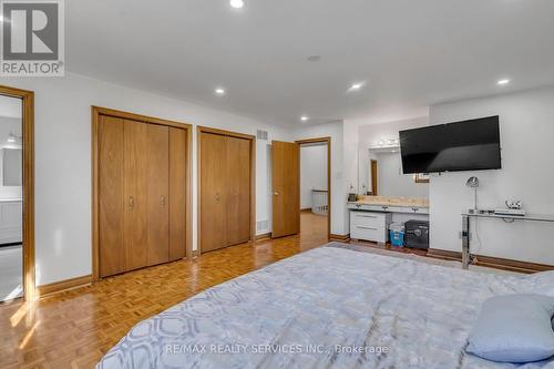 4226 Sugarbush Road, Mississauga, ON - Indoor Photo Showing Bedroom