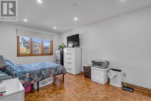 4226 Sugarbush Road, Mississauga, ON - Indoor Photo Showing Bedroom