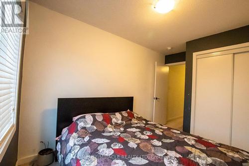 124 Baffins Crescent, Brampton, ON - Indoor Photo Showing Bedroom