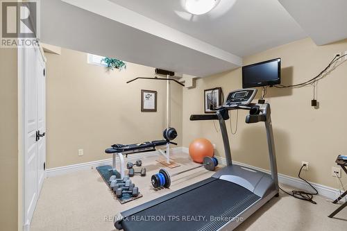 9 Winterport Court, Richmond Hill, ON - Indoor Photo Showing Gym Room