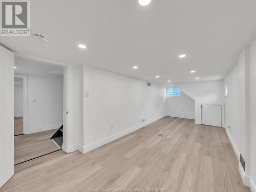 1046 Albert Road, Windsor, ON - Indoor Photo Showing Other Room