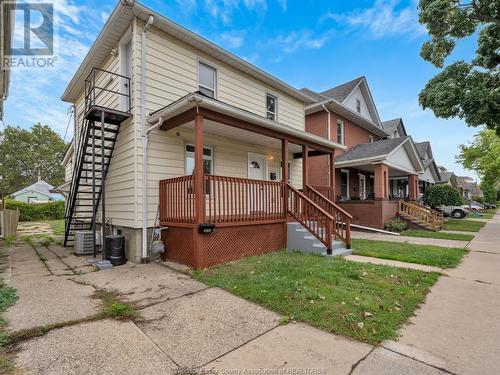 1046 Albert Road, Windsor, ON - Outdoor With Deck Patio Veranda