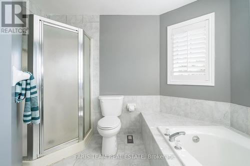 67 Kenwell Crescent, Barrie, ON - Indoor Photo Showing Bathroom