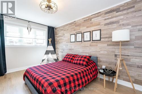 993 Whitney Crescent, Midland, ON - Indoor Photo Showing Bedroom