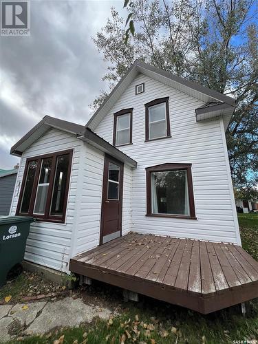 311 1St Street, Wilkie, SK - Outdoor With Exterior