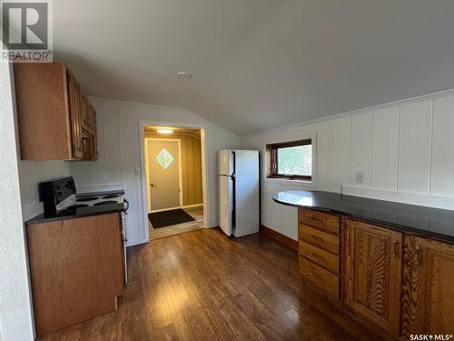 311 1St Street, Wilkie, SK - Indoor Photo Showing Kitchen