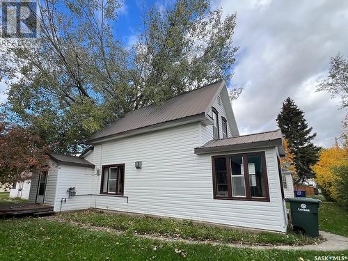 311 1St Street, Wilkie, SK - Outdoor