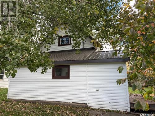 311 1St Street, Wilkie, SK - Outdoor