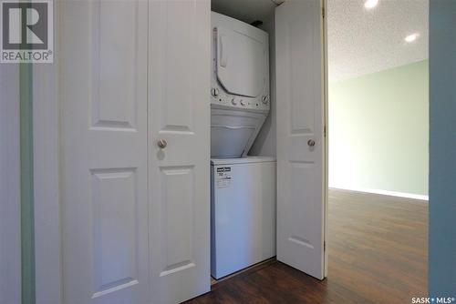 6429 Rochdale Boulevard, Regina, SK - Indoor Photo Showing Laundry Room