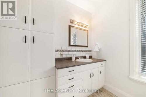 1460 County Rd 3, Prince Edward County, ON - Indoor Photo Showing Bathroom