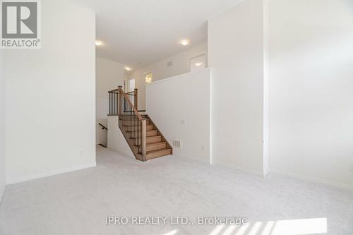 13 Rustic Oak Trail, North Dumfries, ON - Indoor Photo Showing Other Room