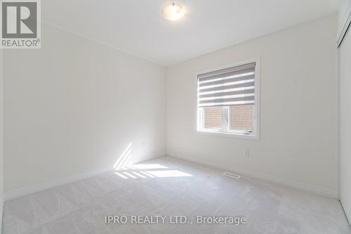 13 Rustic Oak Trail, North Dumfries, ON - Indoor Photo Showing Other Room