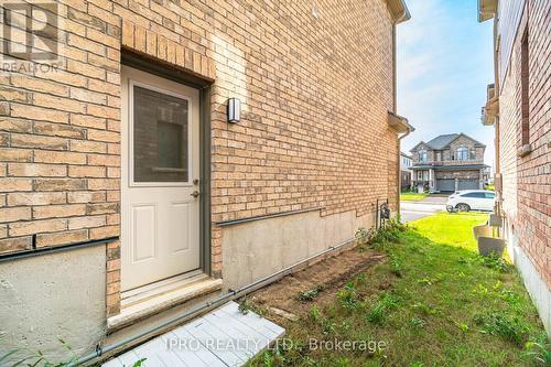 13 Rustic Oak Trail, North Dumfries, ON - Outdoor With Exterior