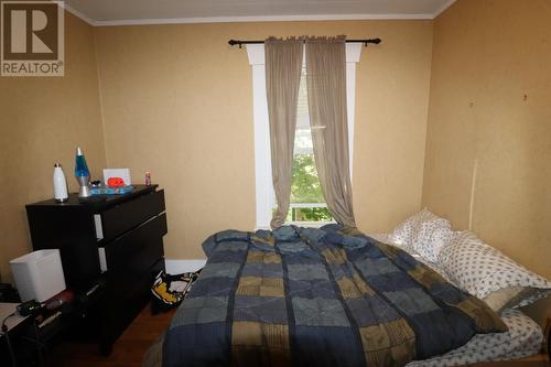 7357 9Th Street, Grand Forks, BC - Indoor Photo Showing Bedroom