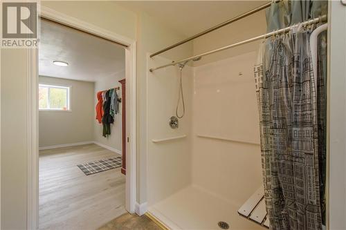 3415 Route 134, Shediac Cape, NB - Indoor Photo Showing Bathroom