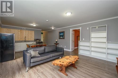 3415 Route 134, Shediac Cape, NB - Indoor Photo Showing Living Room