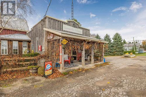 10 King Street, Kawartha Lakes, ON - Outdoor