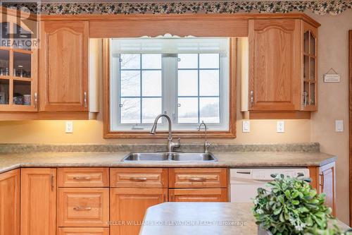 8485 Highway 93, Tiny, ON - Indoor Photo Showing Kitchen With Double Sink