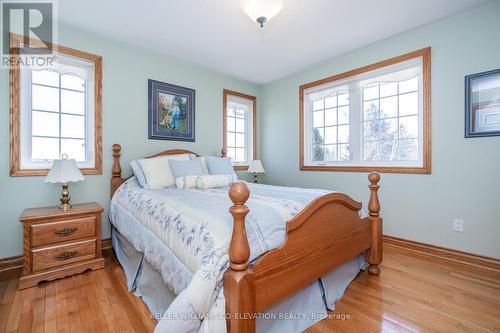 8485 Highway 93, Tiny, ON - Indoor Photo Showing Bedroom