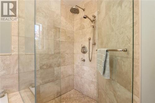 464 Kaireen Street, Sudbury, ON - Indoor Photo Showing Bathroom