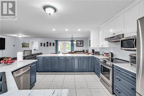 5269 Macleod Road, South Stormont, ON - Indoor Photo Showing Kitchen With Double Sink