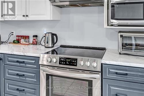 5269 Macleod Road, South Stormont, ON - Indoor Photo Showing Kitchen