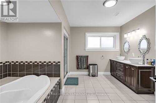 5269 Macleod Road, South Stormont, ON - Indoor Photo Showing Bathroom