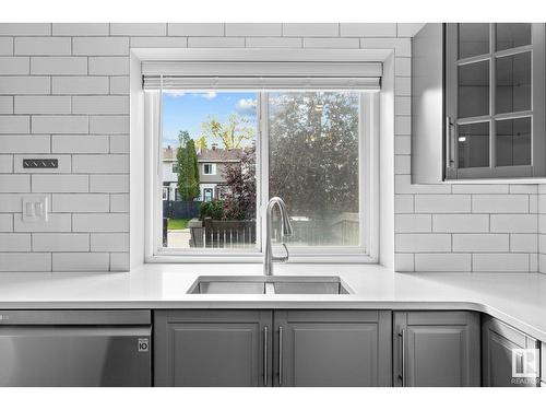 182 Tudor Ln Nw Nw, Edmonton, AB - Indoor Photo Showing Kitchen With Double Sink