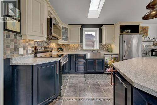 434 Bloomfield Main Street, Prince Edward County (Bloomfield), ON - Indoor Photo Showing Kitchen With Upgraded Kitchen