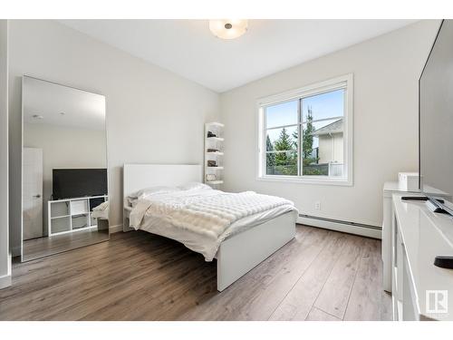 #134 1154 Adamson Dr Sw, Edmonton, AB - Indoor Photo Showing Bedroom