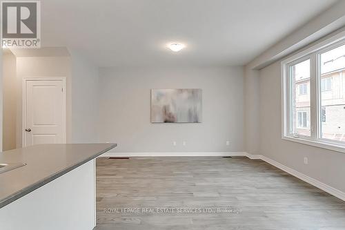 24 Foothills Lane, Hamilton, ON - Indoor Photo Showing Other Room