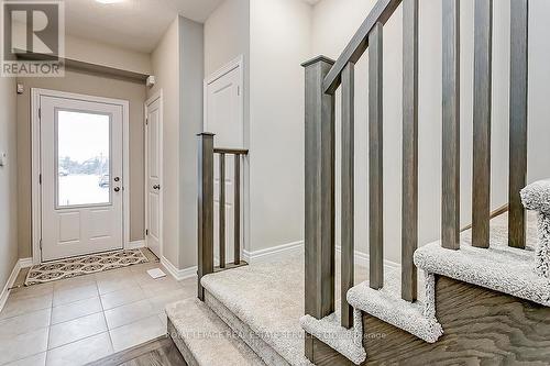 24 Foothills Lane, Hamilton, ON - Indoor Photo Showing Other Room