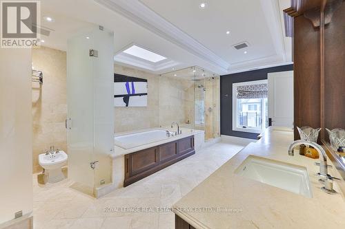 64 Brentwood Road, Oakville, ON - Indoor Photo Showing Bathroom