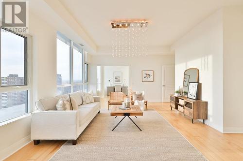 2201 - 1 Hurontario Street, Mississauga, ON - Indoor Photo Showing Living Room