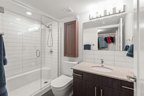 3 880 Rathgar Avenue, Winnipeg, MB - Indoor Photo Showing Bathroom