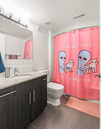 3 880 Rathgar Avenue, Winnipeg, MB - Indoor Photo Showing Bathroom