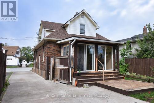 122 Clara Street, Thorold, ON - Outdoor