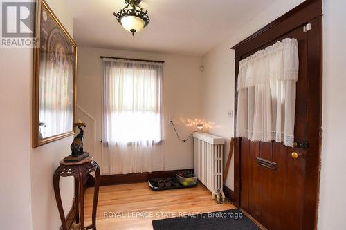 122 Clara Street, Thorold, ON - Indoor Photo Showing Other Room