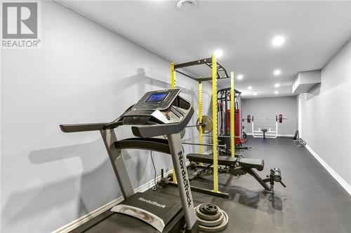 1044 Montrose Street, Brockville, ON - Indoor Photo Showing Gym Room