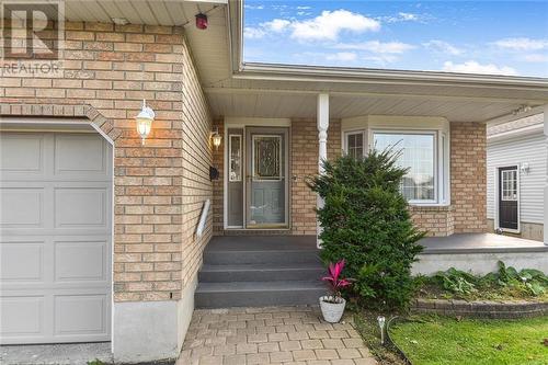 1044 Montrose Street, Brockville, ON - Outdoor