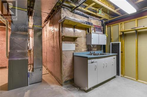 1044 Montrose Street, Brockville, ON - Indoor Photo Showing Basement