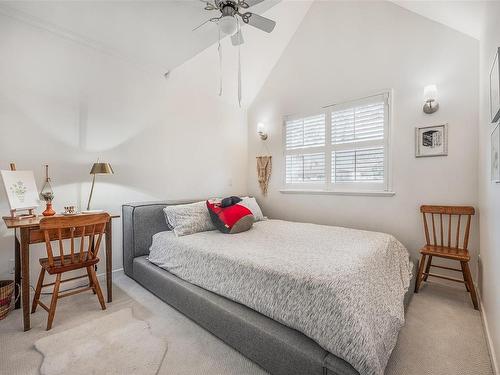 1337 Marchant Rd, Central Saanich, BC - Indoor Photo Showing Bedroom