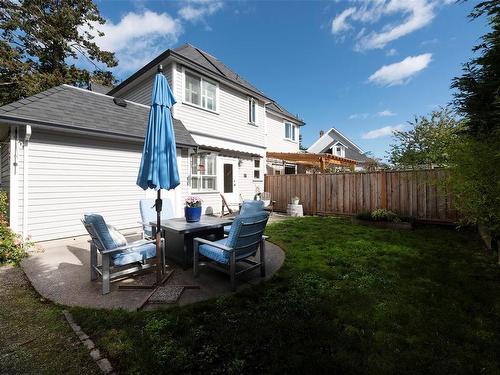 1337 Marchant Rd, Central Saanich, BC - Outdoor With Deck Patio Veranda