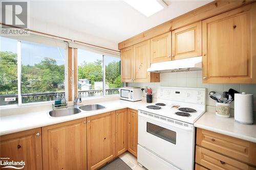 285 Crooked Bay Road, Port Severn, ON - Indoor Photo Showing Kitchen With Double Sink