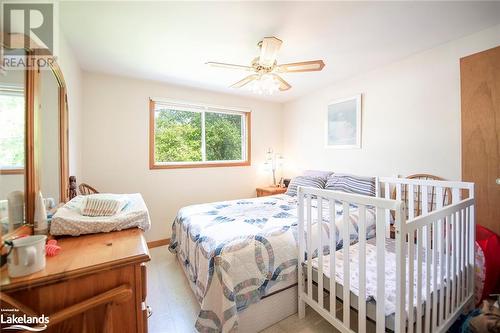 285 Crooked Bay Road, Port Severn, ON - Indoor Photo Showing Bedroom