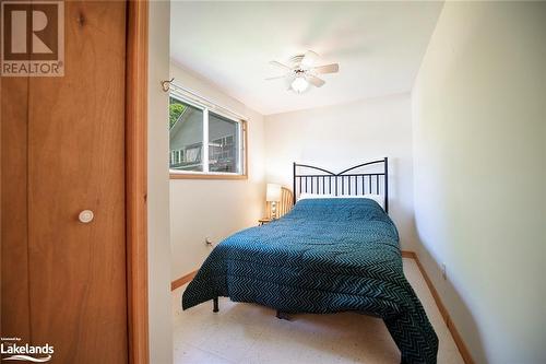 285 Crooked Bay Road, Port Severn, ON - Indoor Photo Showing Bedroom