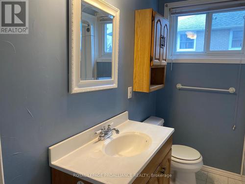 43 Bongard Crescent, Belleville, ON - Indoor Photo Showing Bathroom