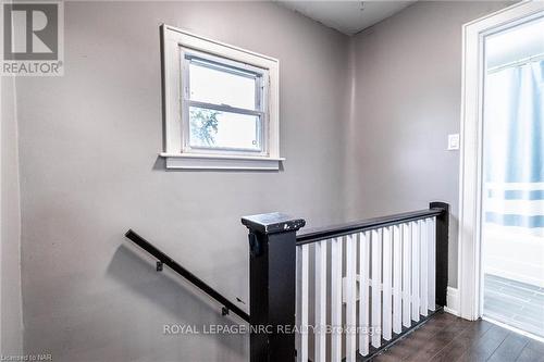 93 Griffith Street, Welland, ON - Indoor Photo Showing Other Room