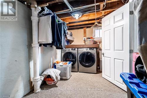 93 Griffith Street, Welland, ON - Indoor Photo Showing Laundry Room