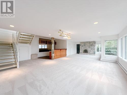 6894 Copper Cove Road, West Vancouver, BC - Indoor